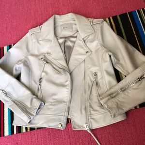 BlankNYC FAUX LEATHER MOTO JACKET